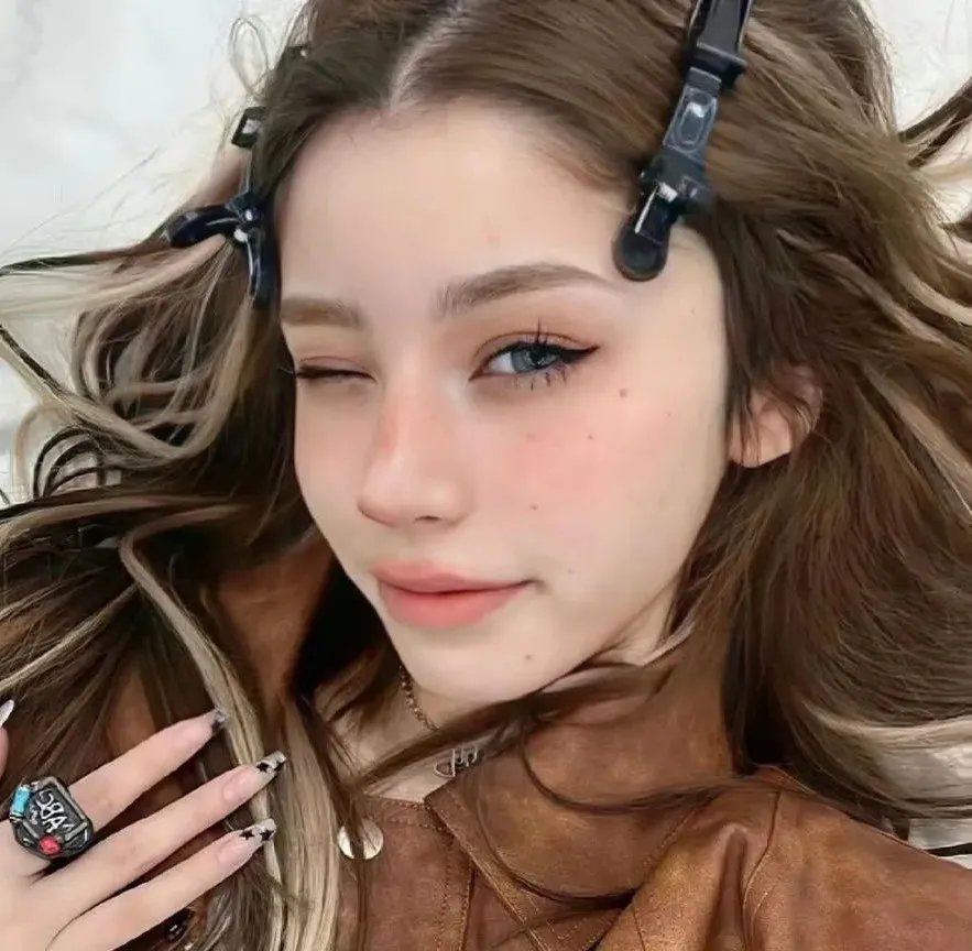 脸庞,村庄